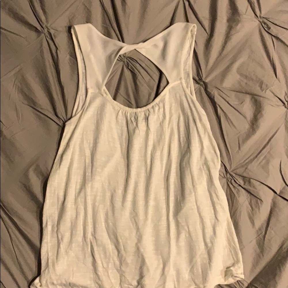 White Embroidered Tank - Picture 2 of 3